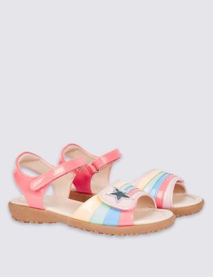 Kids&rsquo; Cross Bar Sandals